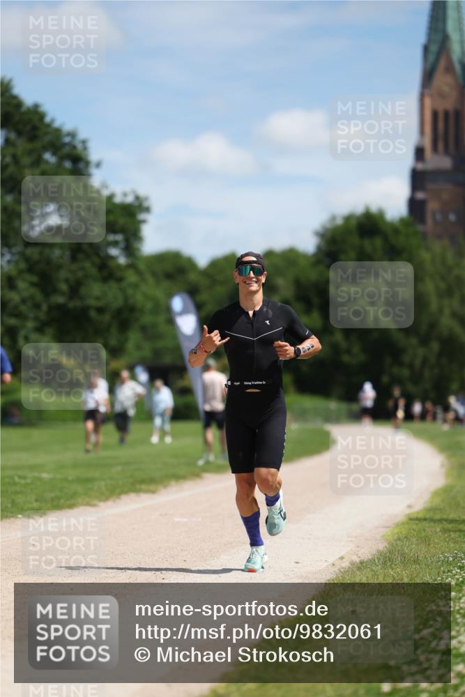 21.06.2026 - Viking Triathlon Michael Strokosch http://msf.ph/oto/9832061 21.06.2026 12:53:37 Laufen 446 meine-sportfotos.de