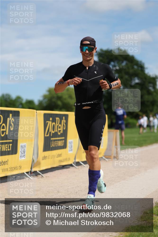 21.06.2026 - Viking Triathlon Michael Strokosch http://msf.ph/oto/9832068 21.06.2026 12:53:39 Laufen 446 meine-sportfotos.de
