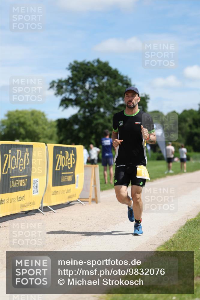 21.06.2026 - Viking Triathlon Michael Strokosch http://msf.ph/oto/9832076 21.06.2026 12:53:59 Laufen 114, 610 meine-sportfotos.de