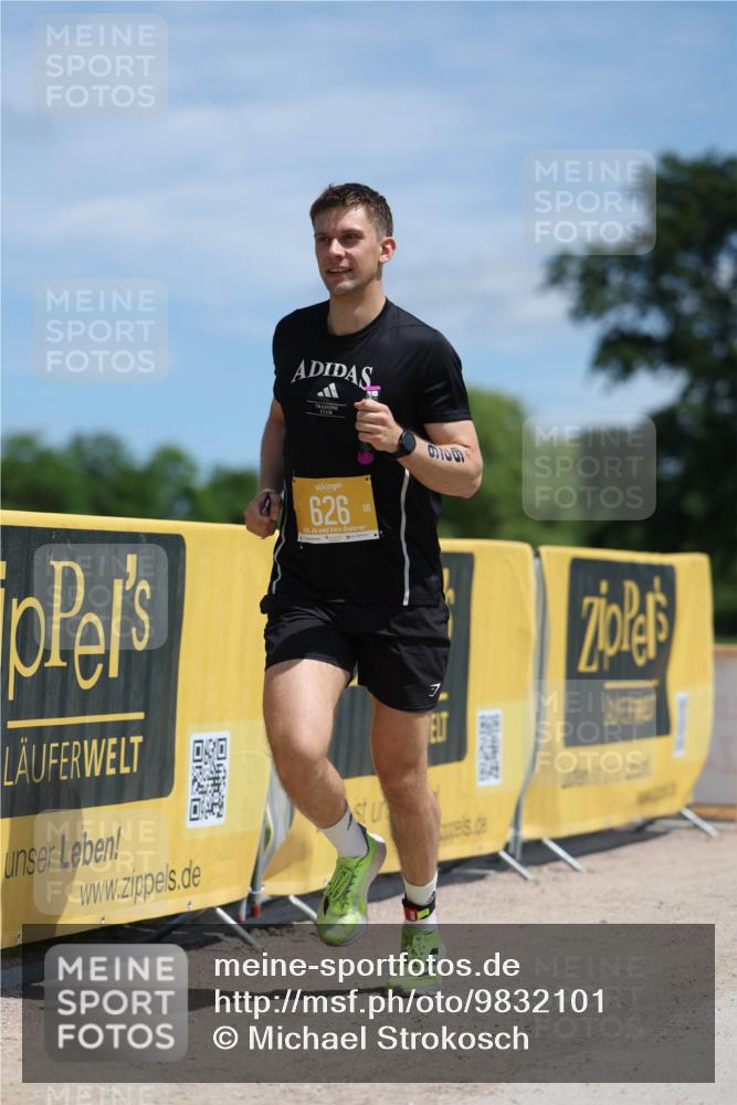 21.06.2026 - Viking Triathlon Michael Strokosch http://msf.ph/oto/9832101 21.06.2026 12:54:13 Laufen 360, 432, 626 meine-sportfotos.de