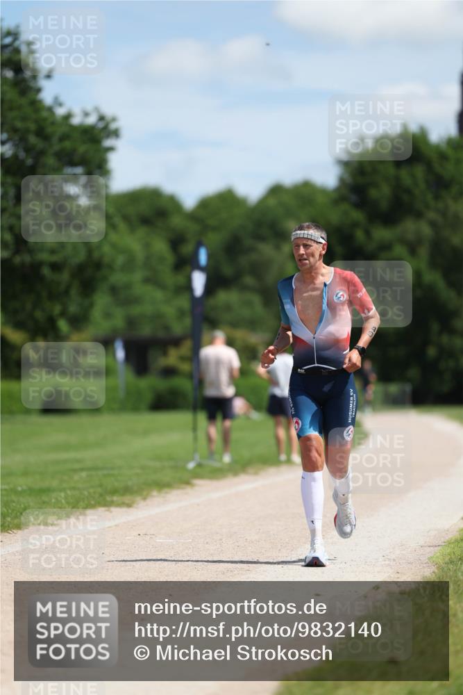 21.06.2026 - Viking Triathlon Michael Strokosch http://msf.ph/oto/9832140 21.06.2026 12:54:42 Laufen 49 meine-sportfotos.de