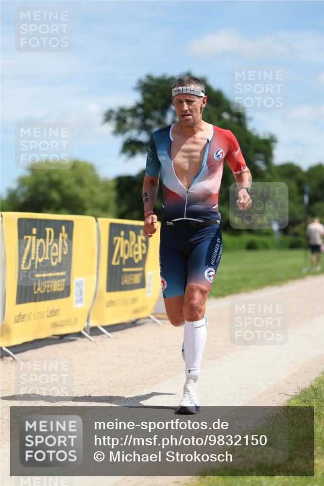 21.06.2026 - Viking Triathlon Michael Strokosch http://msf.ph/oto/9832150 21.06.2026 12:54:45 Laufen 49 meine-sportfotos.de