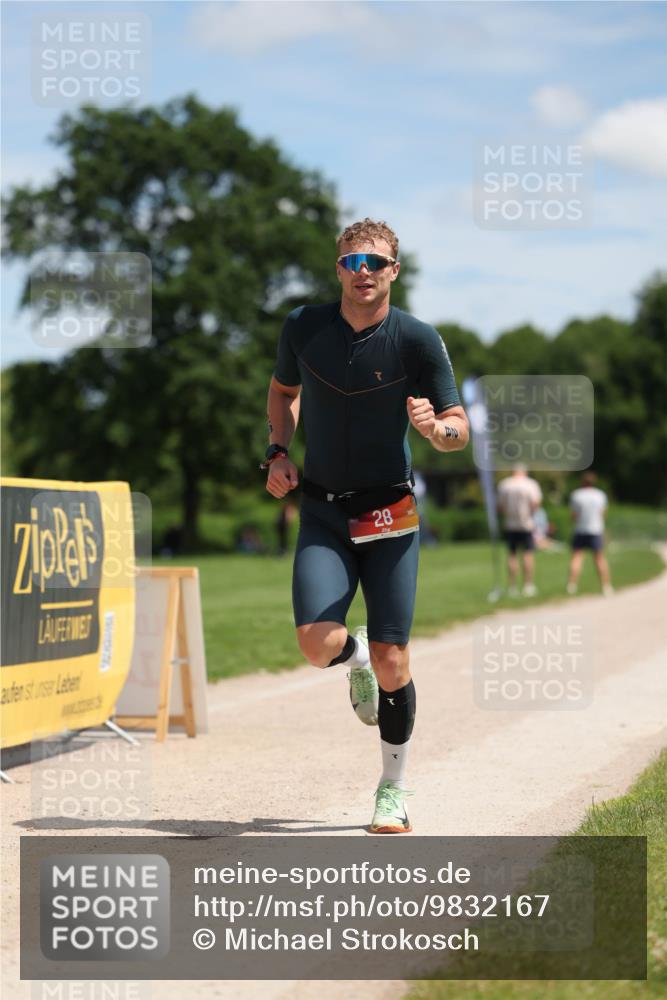 21.06.2026 - Viking Triathlon Michael Strokosch http://msf.ph/oto/9832167 21.06.2026 12:55:11 Laufen 28 meine-sportfotos.de