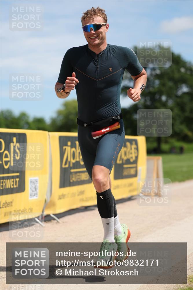 21.06.2026 - Viking Triathlon Michael Strokosch http://msf.ph/oto/9832171 21.06.2026 12:55:12 Laufen 28 meine-sportfotos.de