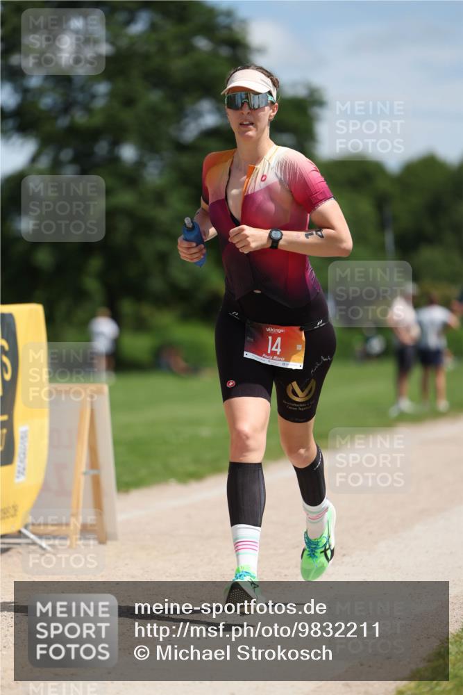 21.06.2026 - Viking Triathlon Michael Strokosch http://msf.ph/oto/9832211 21.06.2026 12:56:03 Laufen 14, 486 meine-sportfotos.de