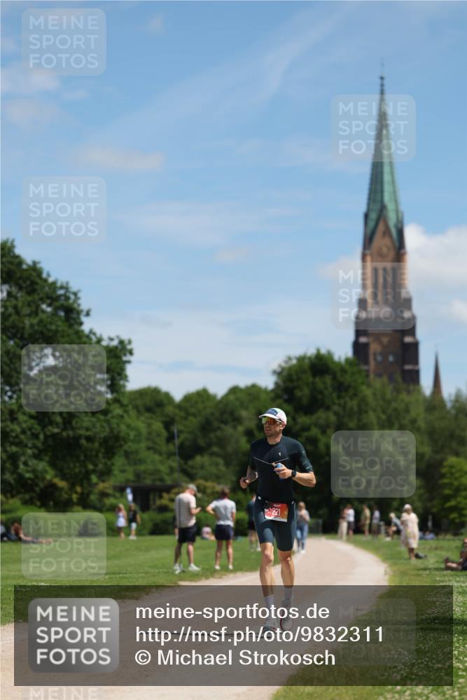21.06.2026 - Viking Triathlon Michael Strokosch http://msf.ph/oto/9832311 21.06.2026 12:59:07 Laufen 221 meine-sportfotos.de