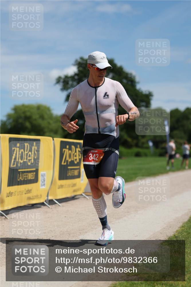 21.06.2026 - Viking Triathlon Michael Strokosch http://msf.ph/oto/9832366 21.06.2026 12:59:57 Laufen 342 meine-sportfotos.de