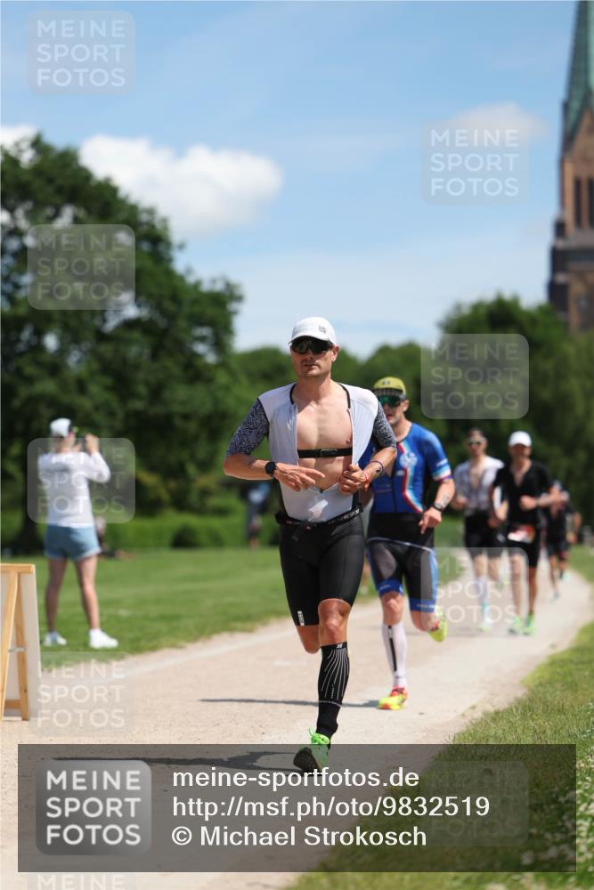 21.06.2026 - Viking Triathlon Michael Strokosch http://msf.ph/oto/9832519 21.06.2026 13:02:13 Laufen 7, 25, 43, 466 meine-sportfotos.de