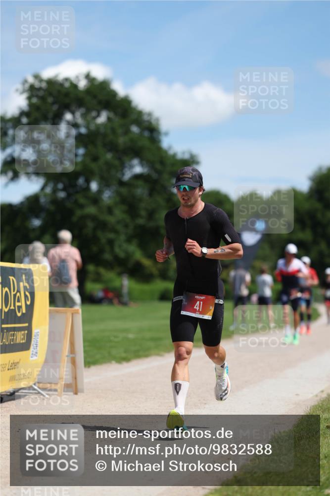 21.06.2026 - Viking Triathlon Michael Strokosch http://msf.ph/oto/9832588 21.06.2026 13:02:57 Laufen 41, 170, 334 meine-sportfotos.de