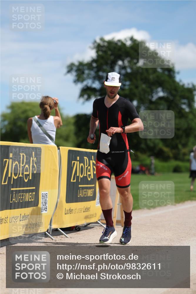 21.06.2026 - Viking Triathlon Michael Strokosch http://msf.ph/oto/9832611 21.06.2026 13:03:11 Laufen 332, 440, 536 meine-sportfotos.de