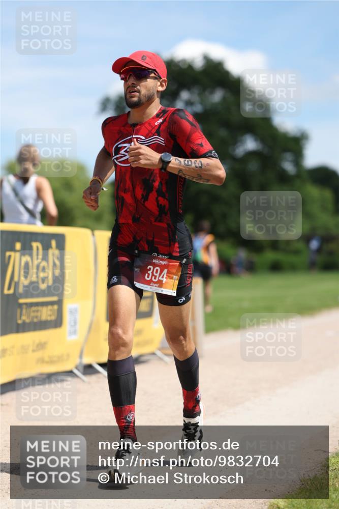 21.06.2026 - Viking Triathlon Michael Strokosch http://msf.ph/oto/9832704 21.06.2026 13:04:35 Laufen 394, 547 meine-sportfotos.de