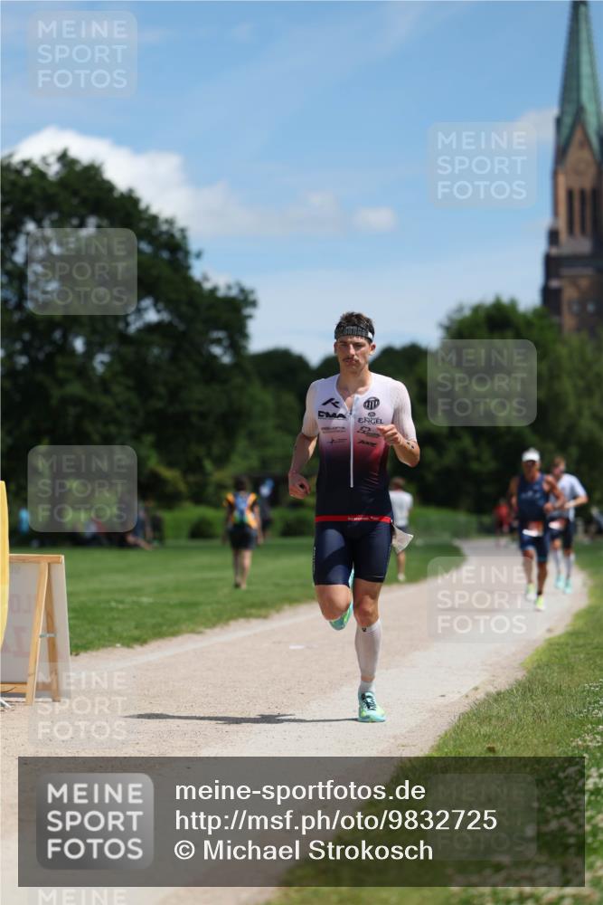 21.06.2026 - Viking Triathlon Michael Strokosch http://msf.ph/oto/9832725 21.06.2026 13:04:44 Laufen 31, 372, 475, 547 meine-sportfotos.de