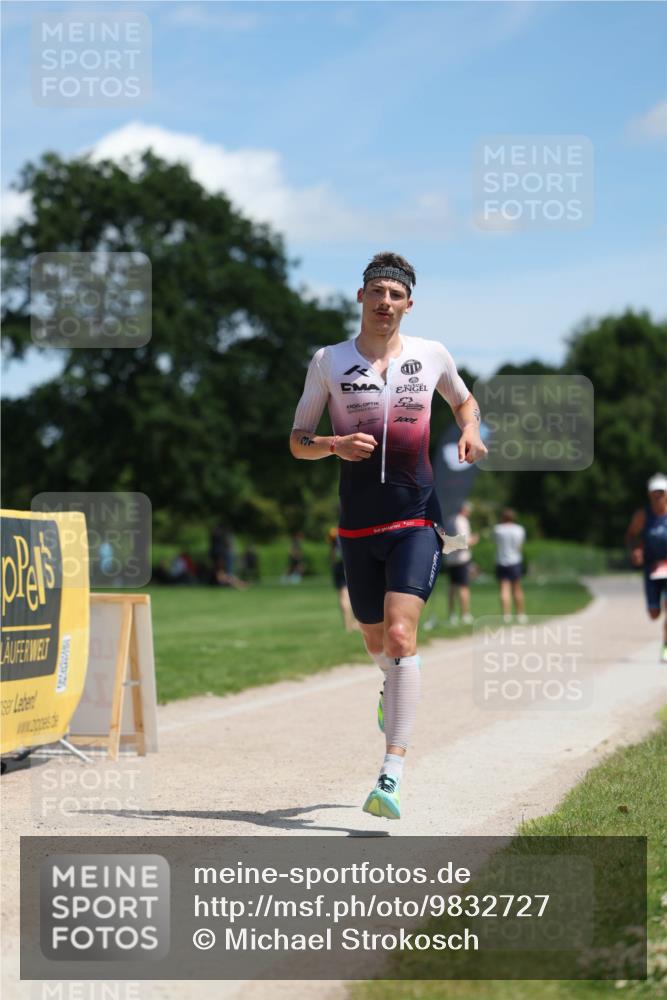 21.06.2026 - Viking Triathlon Michael Strokosch http://msf.ph/oto/9832727 21.06.2026 13:04:44 Laufen 31, 372, 475, 547 meine-sportfotos.de