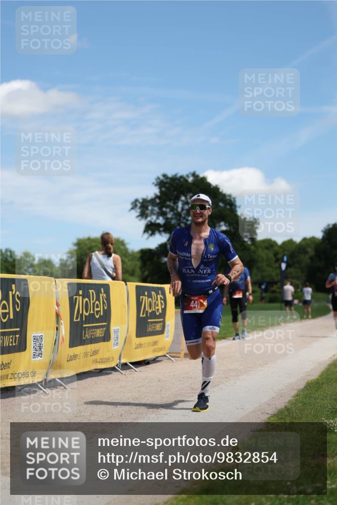 21.06.2026 - Viking Triathlon Michael Strokosch http://msf.ph/oto/9832854 21.06.2026 13:06:43 Laufen 102, 441 meine-sportfotos.de
