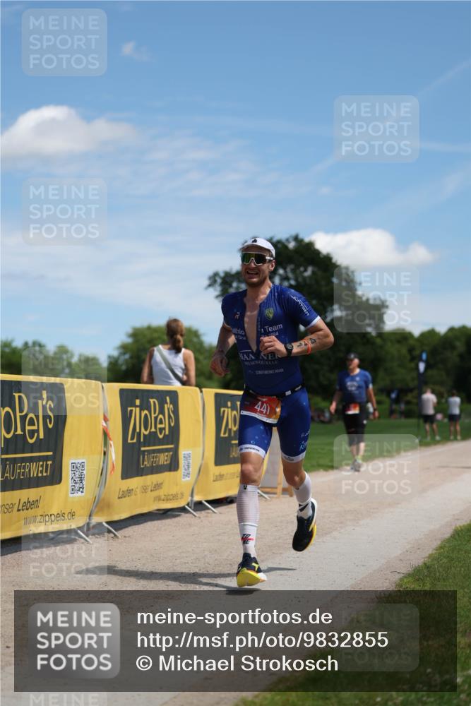 21.06.2026 - Viking Triathlon Michael Strokosch http://msf.ph/oto/9832855 21.06.2026 13:06:43 Laufen 102, 441 meine-sportfotos.de