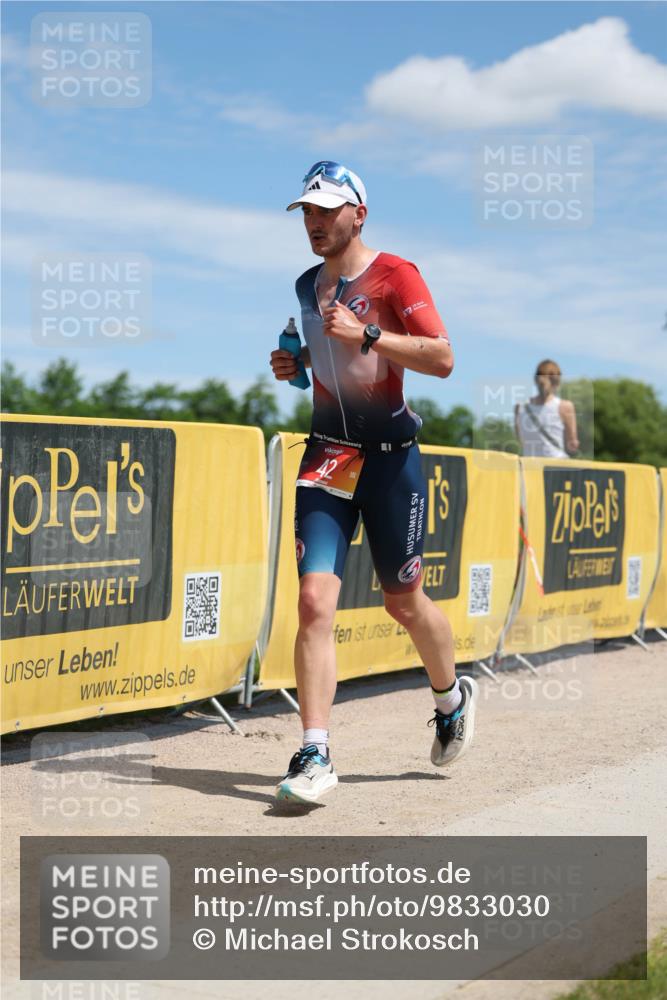 21.06.2026 - Viking Triathlon Michael Strokosch http://msf.ph/oto/9833030 21.06.2026 13:09:04 Laufen 42, 364 meine-sportfotos.de