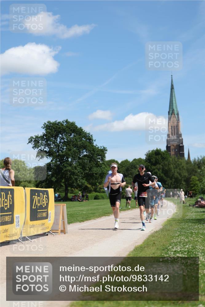 21.06.2026 - Viking Triathlon Michael Strokosch http://msf.ph/oto/9833142 21.06.2026 13:10:30 Laufen 55, 58, 103, 126, 136, 380, 527 meine-sportfotos.de