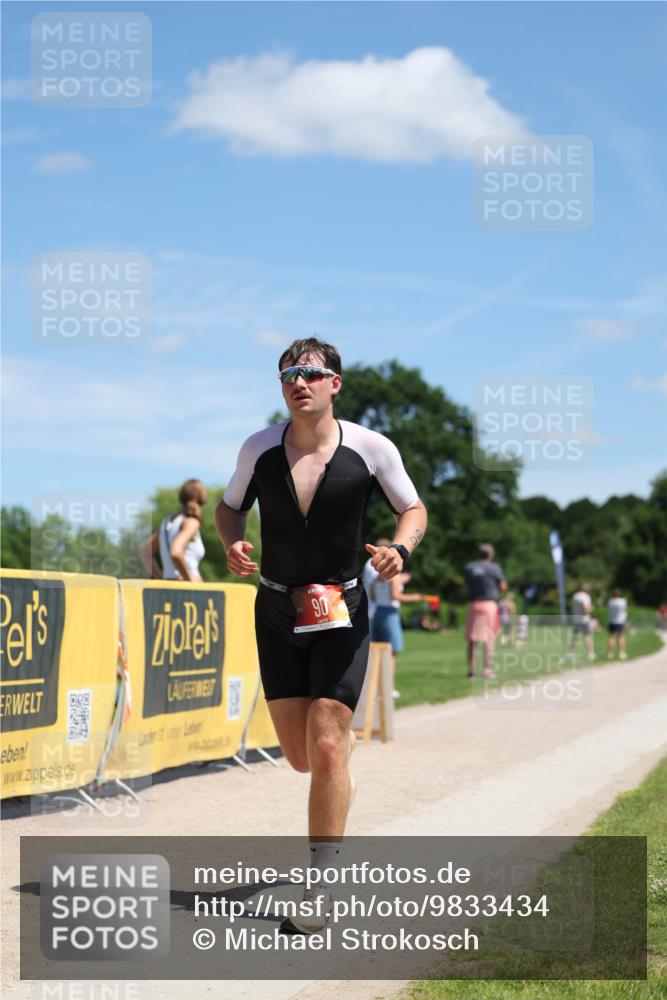 21.06.2026 - Viking Triathlon Michael Strokosch http://msf.ph/oto/9833434 21.06.2026 13:14:28 Laufen 64, 90, 168 meine-sportfotos.de
