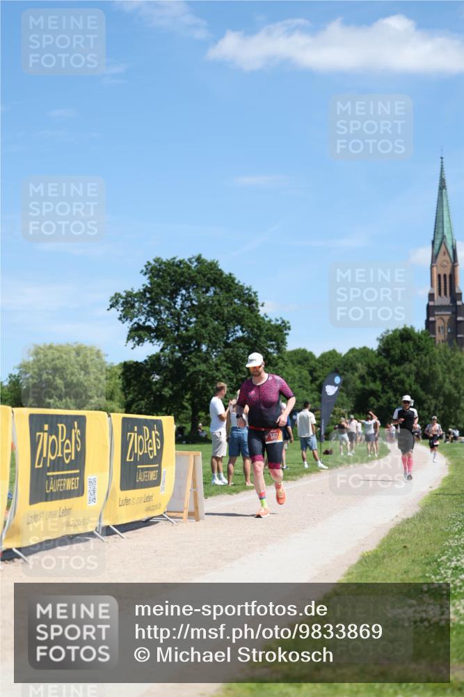 21.06.2026 - Viking Triathlon Michael Strokosch http://msf.ph/oto/9833869 21.06.2026 13:20:21 Laufen 559, 567 meine-sportfotos.de