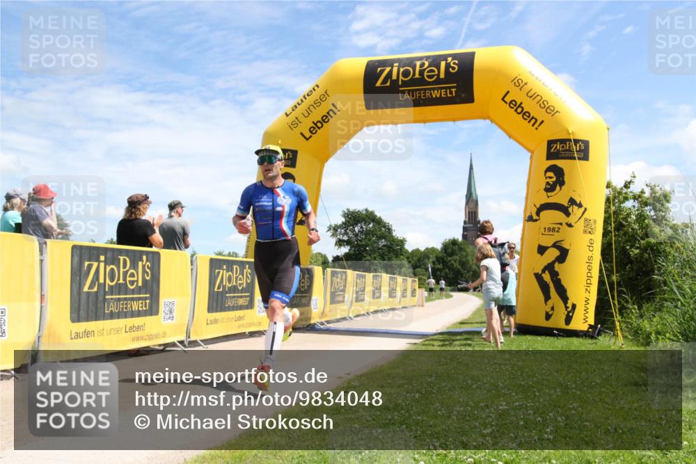 21.06.2026 - Viking Triathlon Michael Strokosch http://msf.ph/oto/9834048 21.06.2026 12:36:23 Laufen 25 meine-sportfotos.de