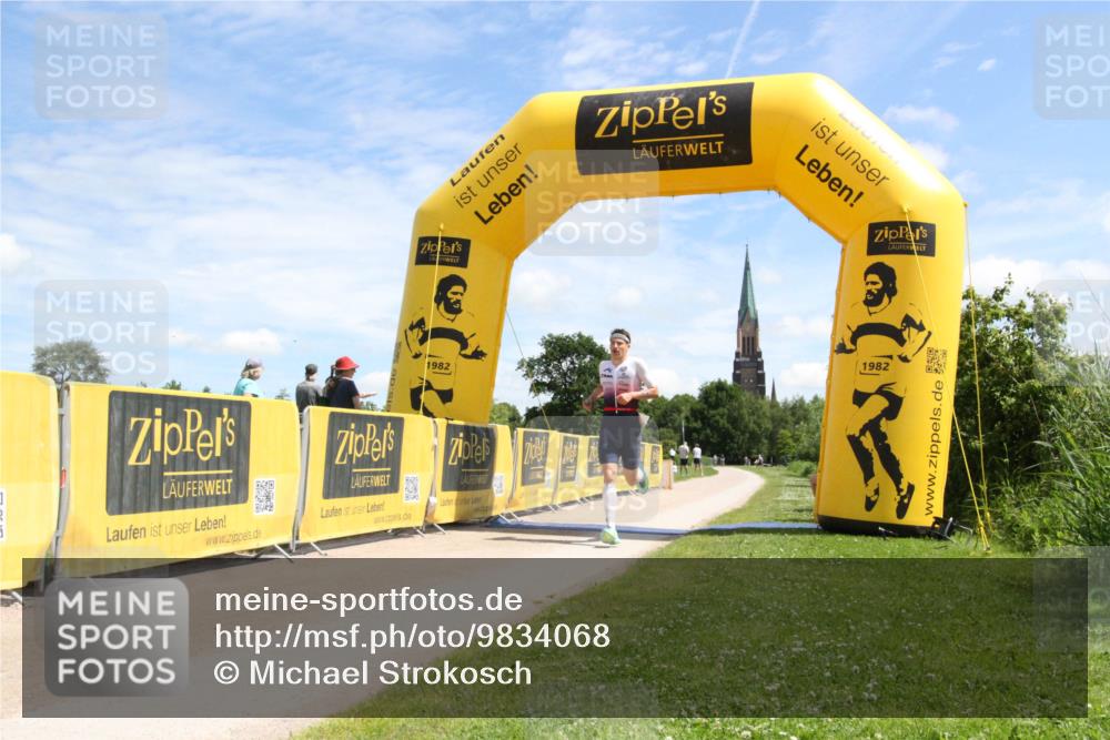 21.06.2026 - Viking Triathlon Michael Strokosch http://msf.ph/oto/9834068 21.06.2026 12:37:10 Laufen 31, 575 meine-sportfotos.de