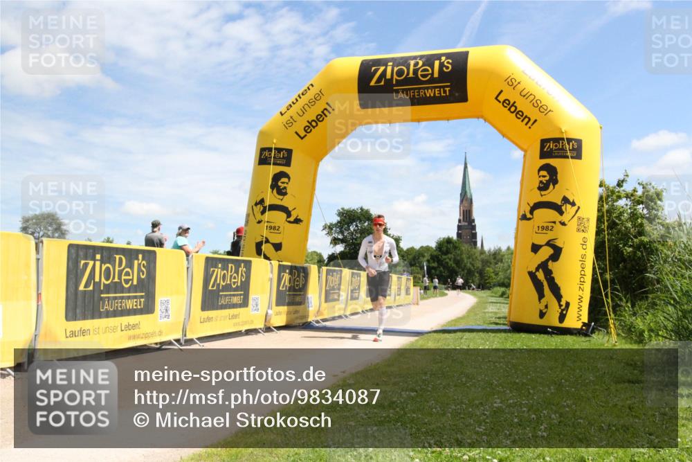 21.06.2026 - Viking Triathlon Michael Strokosch http://msf.ph/oto/9834087 21.06.2026 12:42:18 Laufen 8 meine-sportfotos.de