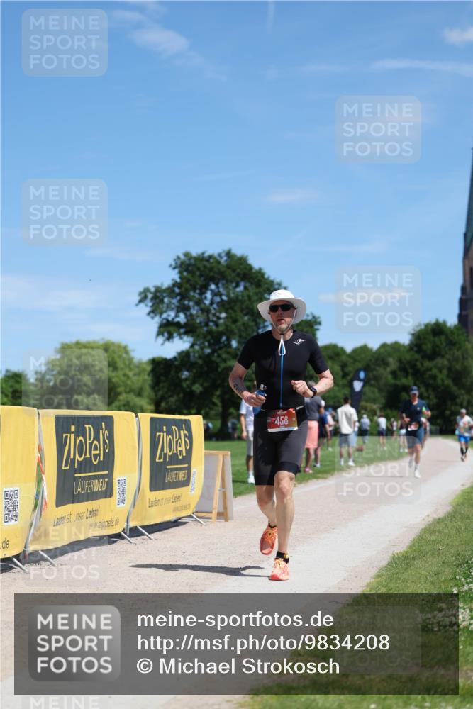 21.06.2026 - Viking Triathlon Michael Strokosch http://msf.ph/oto/9834208 21.06.2026 13:23:32 Laufen 354, 458 meine-sportfotos.de