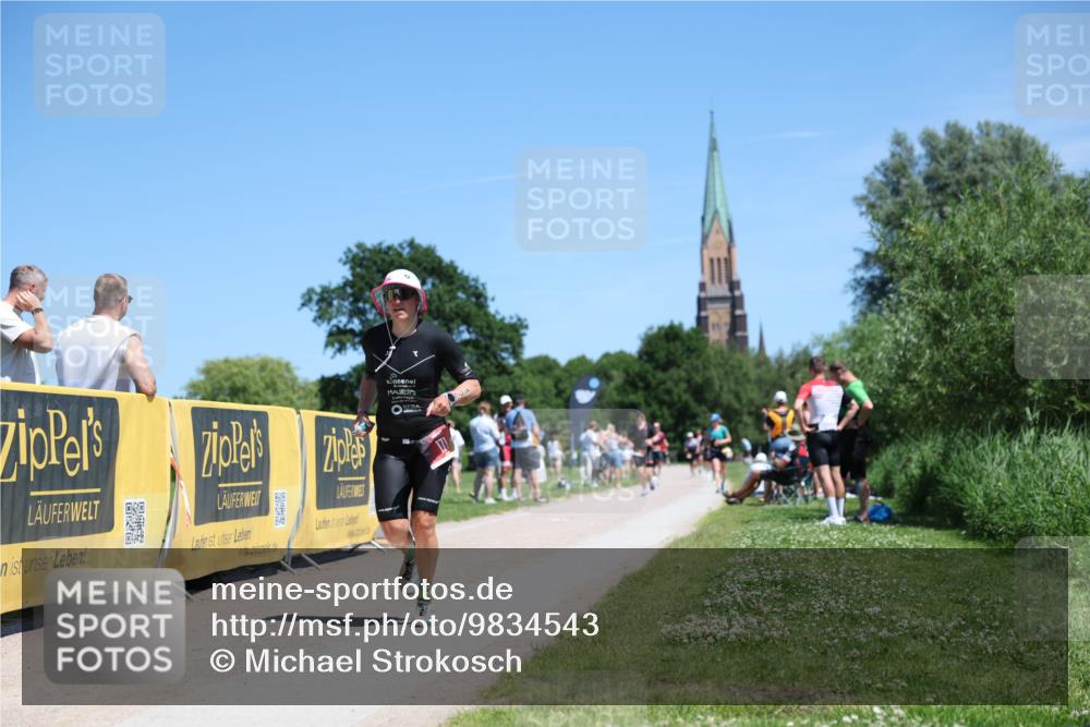 21.06.2026 - Viking Triathlon Michael Strokosch http://msf.ph/oto/9834543 21.06.2026 14:04:33 Laufen 171, 217 meine-sportfotos.de