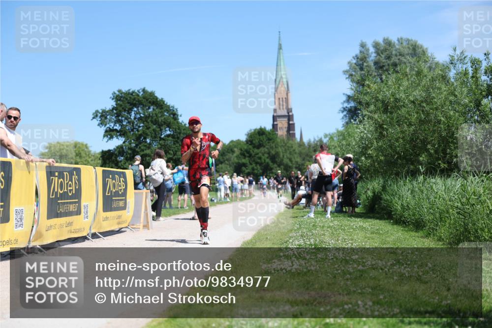 21.06.2026 - Viking Triathlon Michael Strokosch http://msf.ph/oto/9834977 21.06.2026 14:07:34 Laufen 394, 465, 613 meine-sportfotos.de
