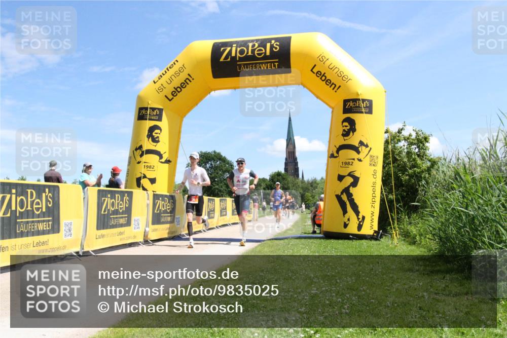 21.06.2026 - Viking Triathlon Michael Strokosch http://msf.ph/oto/9835025 21.06.2026 13:13:41 Laufen 38, 227 meine-sportfotos.de