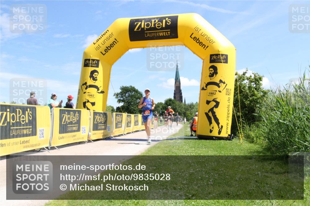 21.06.2026 - Viking Triathlon Michael Strokosch http://msf.ph/oto/9835028 21.06.2026 13:13:43 Laufen 38, 227, 459 meine-sportfotos.de
