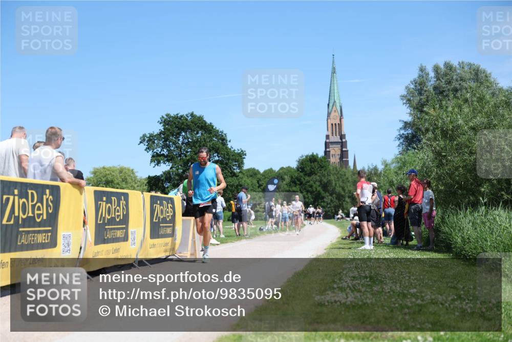 21.06.2026 - Viking Triathlon Michael Strokosch http://msf.ph/oto/9835095 21.06.2026 14:08:20 Laufen 239, 306 meine-sportfotos.de