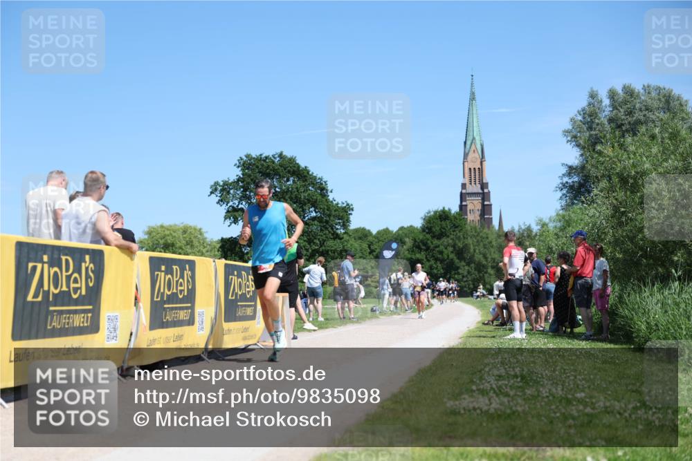 21.06.2026 - Viking Triathlon Michael Strokosch http://msf.ph/oto/9835098 21.06.2026 14:08:20 Laufen 239, 306 meine-sportfotos.de