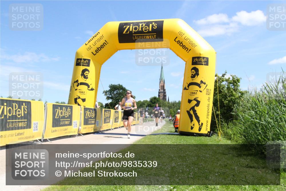 21.06.2026 - Viking Triathlon Michael Strokosch http://msf.ph/oto/9835339 21.06.2026 13:25:17 Laufen 610, 662 meine-sportfotos.de