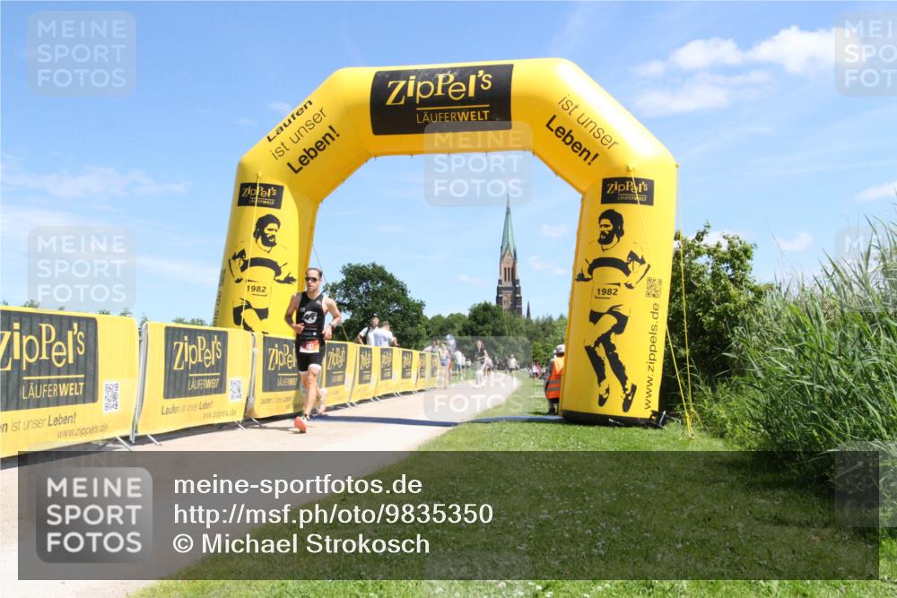 21.06.2026 - Viking Triathlon Michael Strokosch http://msf.ph/oto/9835350 21.06.2026 13:25:42 Laufen 487, 616 meine-sportfotos.de