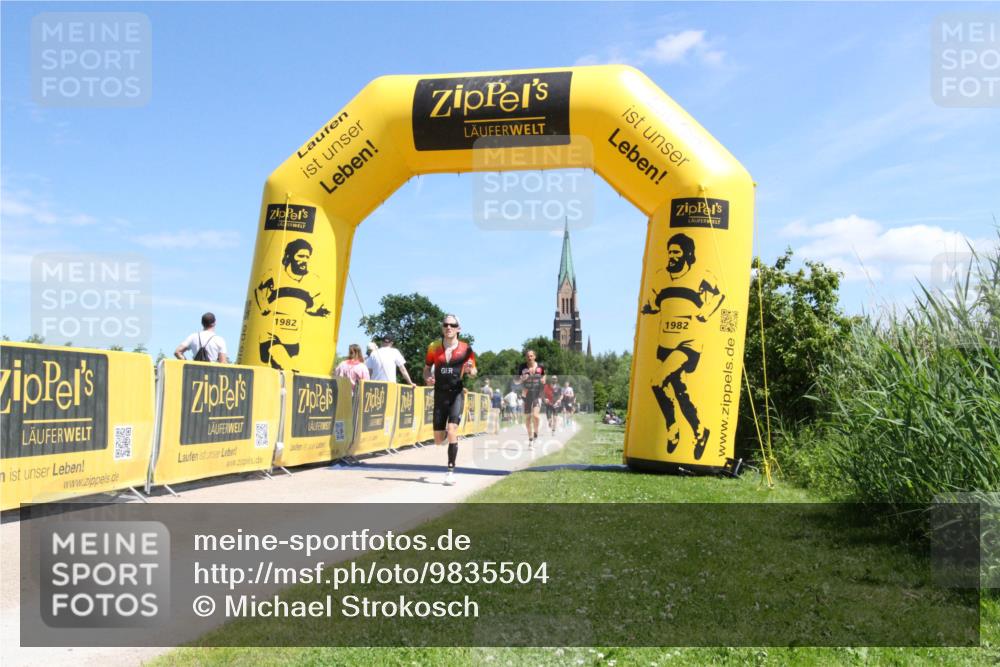 21.06.2026 - Viking Triathlon Michael Strokosch http://msf.ph/oto/9835504 21.06.2026 13:32:44 Laufen 467, 516, 605 meine-sportfotos.de