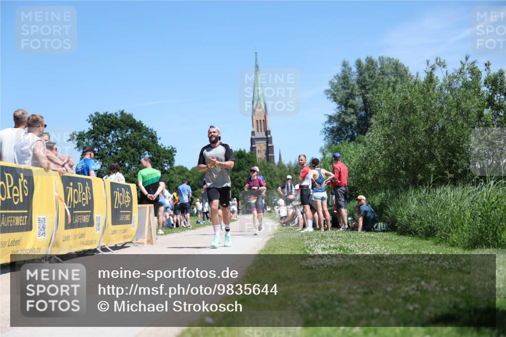 21.06.2026 - Viking Triathlon Michael Strokosch http://msf.ph/oto/9835644 21.06.2026 14:11:27 Laufen 16, 177, 233, 563, 603, 636, 670 meine-sportfotos.de