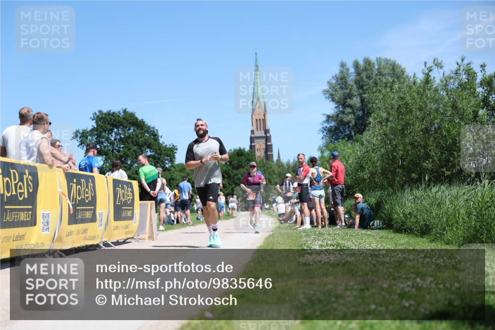 21.06.2026 - Viking Triathlon Michael Strokosch http://msf.ph/oto/9835646 21.06.2026 14:11:27 Laufen 16, 177, 233, 563, 603, 636, 670 meine-sportfotos.de