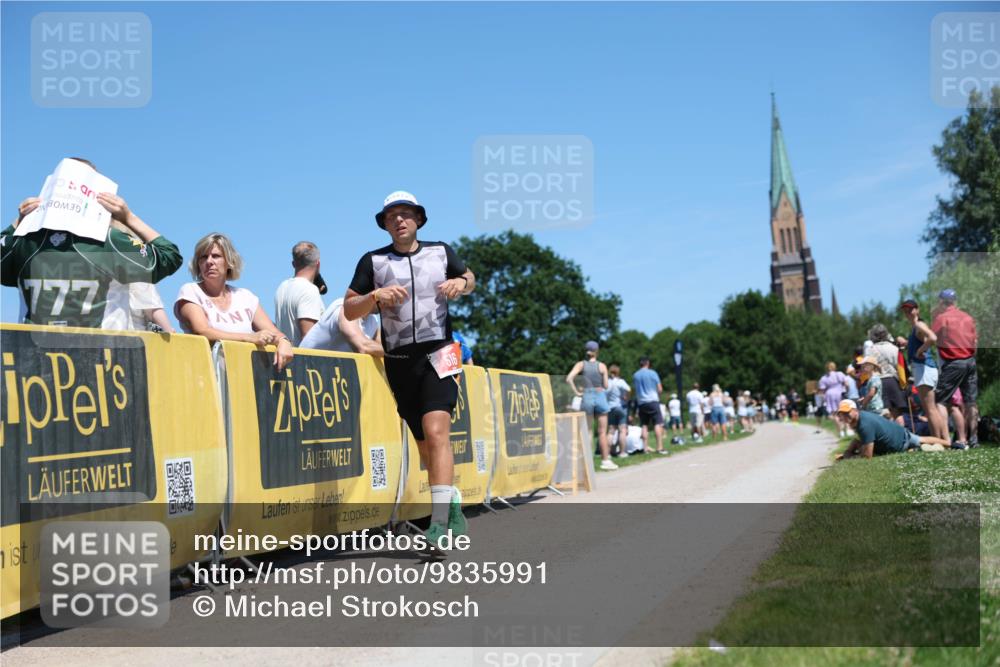 21.06.2026 - Viking Triathlon Michael Strokosch http://msf.ph/oto/9835991 21.06.2026 14:13:37 Laufen 516, 533 meine-sportfotos.de