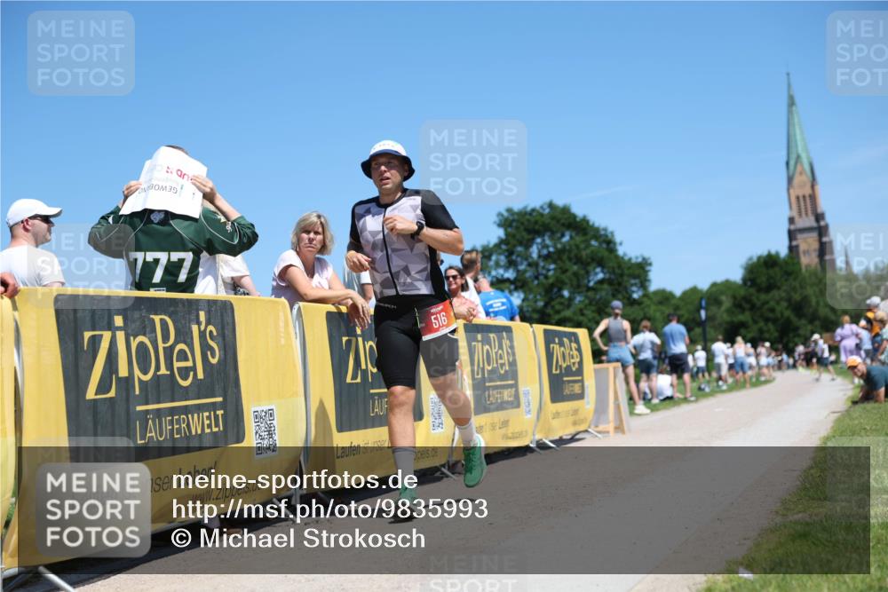 21.06.2026 - Viking Triathlon Michael Strokosch http://msf.ph/oto/9835993 21.06.2026 14:13:37 Laufen 516, 533 meine-sportfotos.de
