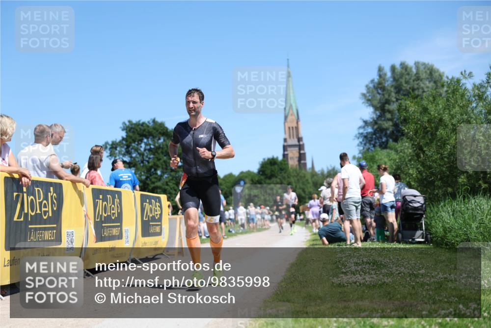 21.06.2026 - Viking Triathlon Michael Strokosch http://msf.ph/oto/9835998 21.06.2026 14:13:56 Laufen 343, 401 meine-sportfotos.de