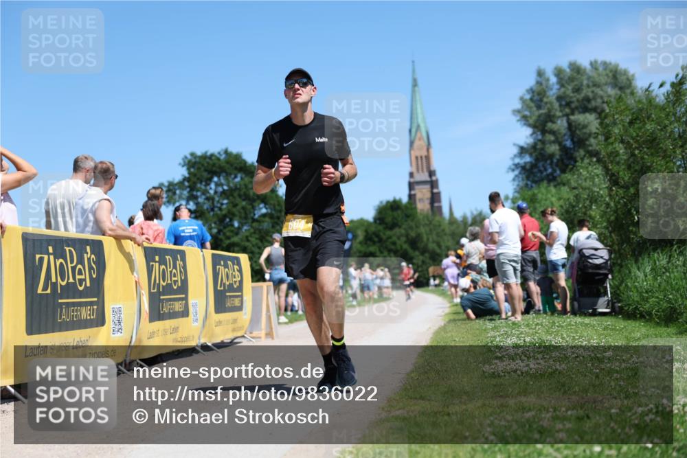 21.06.2026 - Viking Triathlon Michael Strokosch http://msf.ph/oto/9836022 21.06.2026 14:14:07 Laufen 604 meine-sportfotos.de