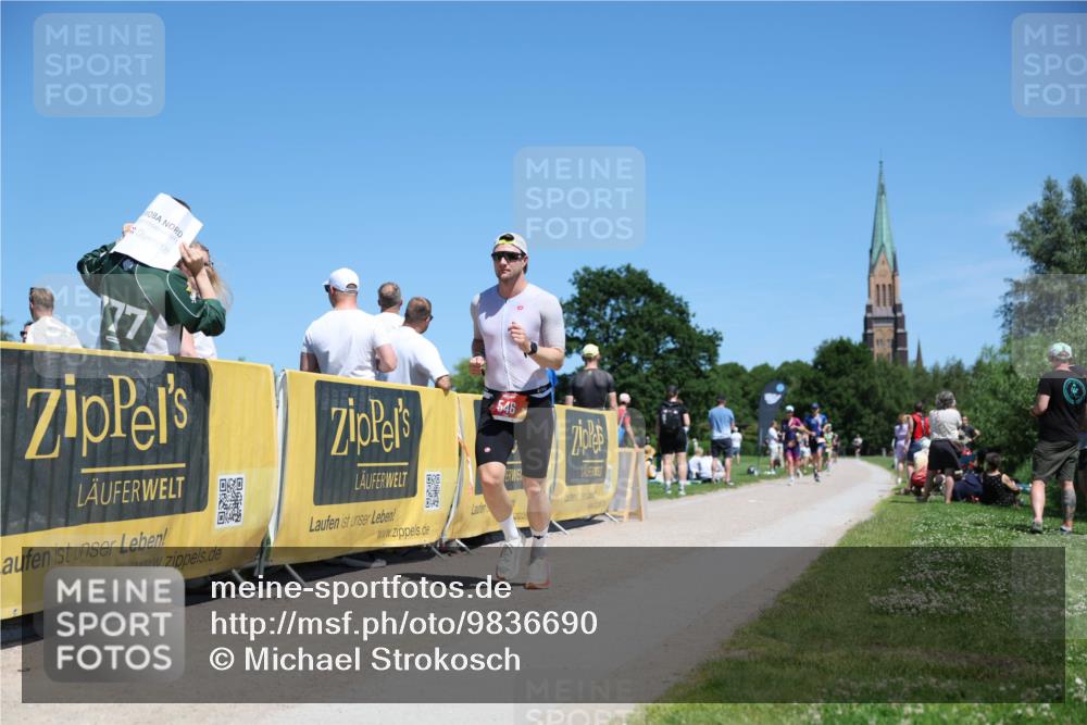 21.06.2026 - Viking Triathlon Michael Strokosch http://msf.ph/oto/9836690 21.06.2026 14:22:37 Laufen 474, 546 meine-sportfotos.de