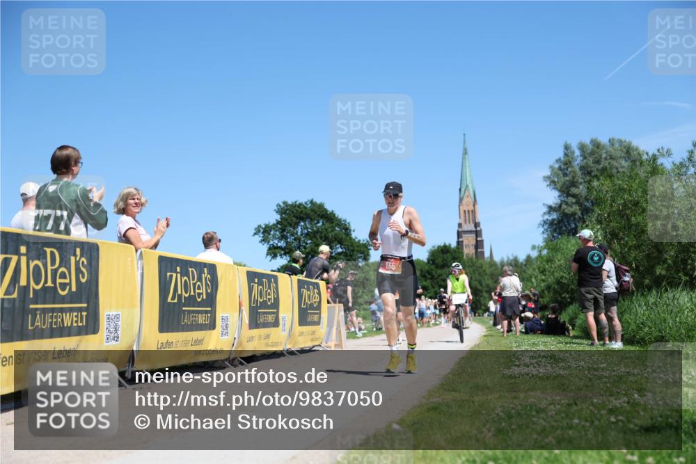 21.06.2026 - Viking Triathlon Michael Strokosch http://msf.ph/oto/9837050 21.06.2026 14:27:02 Laufen 18, 523, 555 meine-sportfotos.de