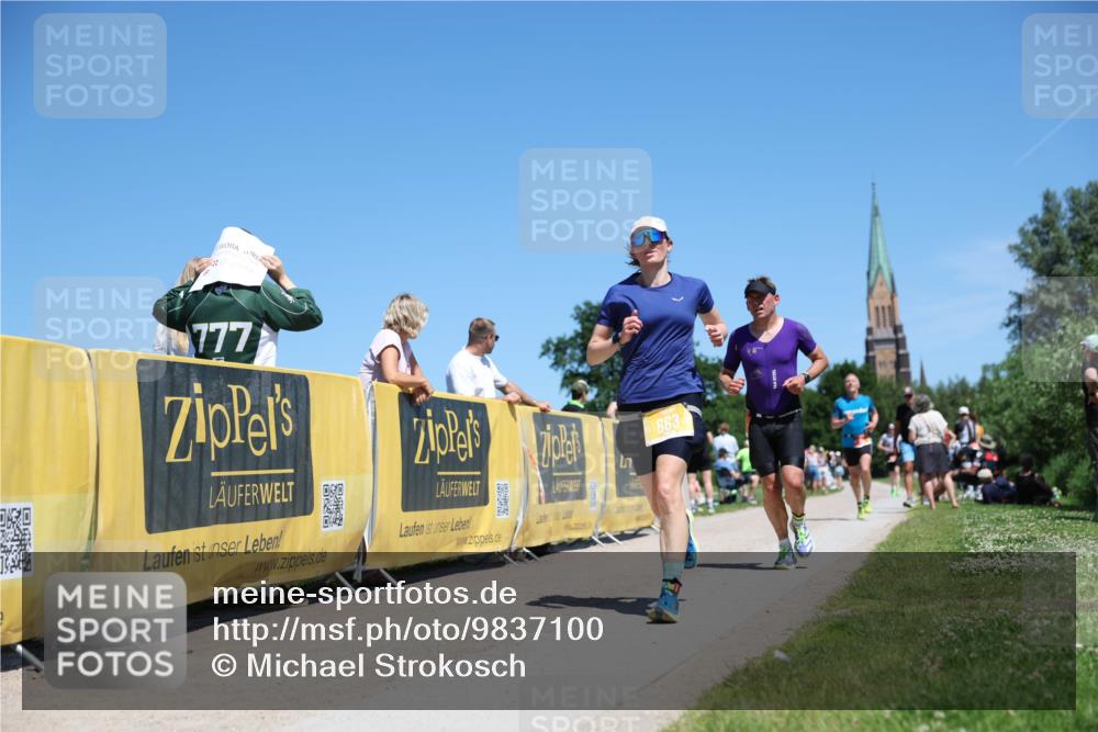 21.06.2026 - Viking Triathlon Michael Strokosch http://msf.ph/oto/9837100 21.06.2026 14:27:41 Laufen 116, 266, 487, 492, 663 meine-sportfotos.de