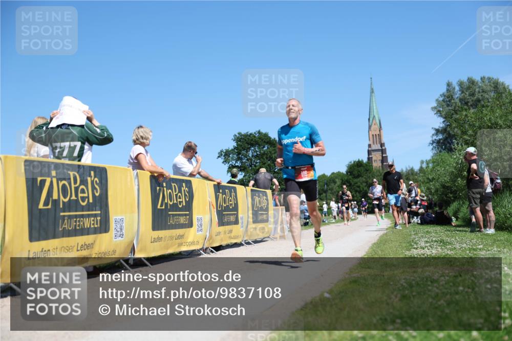 21.06.2026 - Viking Triathlon Michael Strokosch http://msf.ph/oto/9837108 21.06.2026 14:27:45 Laufen 116, 266, 487, 492 meine-sportfotos.de