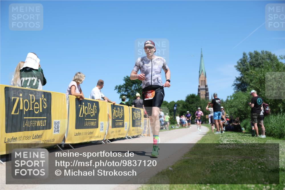 21.06.2026 - Viking Triathlon Michael Strokosch http://msf.ph/oto/9837120 21.06.2026 14:27:51 Laufen 266, 487, 571 meine-sportfotos.de