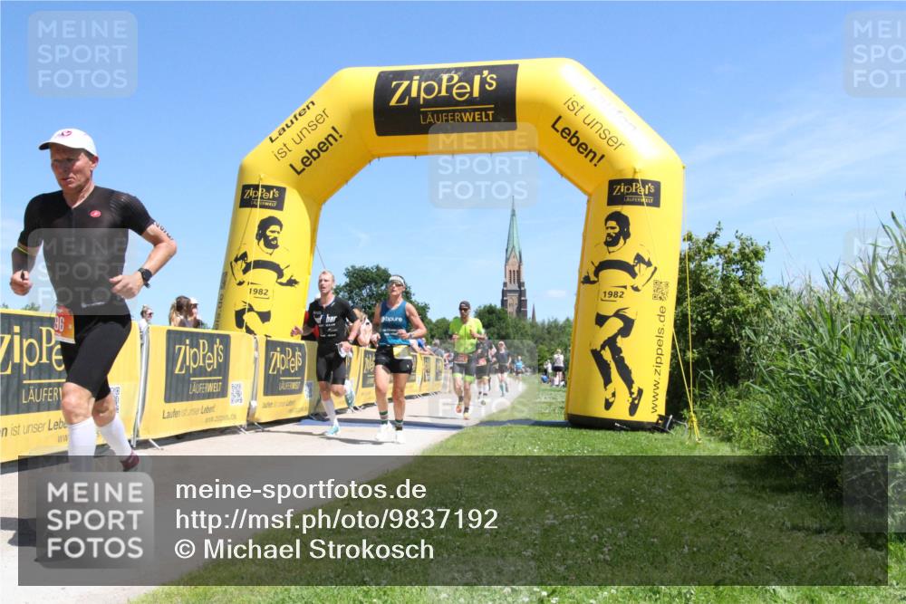 21.06.2026 - Viking Triathlon Michael Strokosch http://msf.ph/oto/9837192 21.06.2026 13:51:36 Laufen 2, 296, 619 meine-sportfotos.de