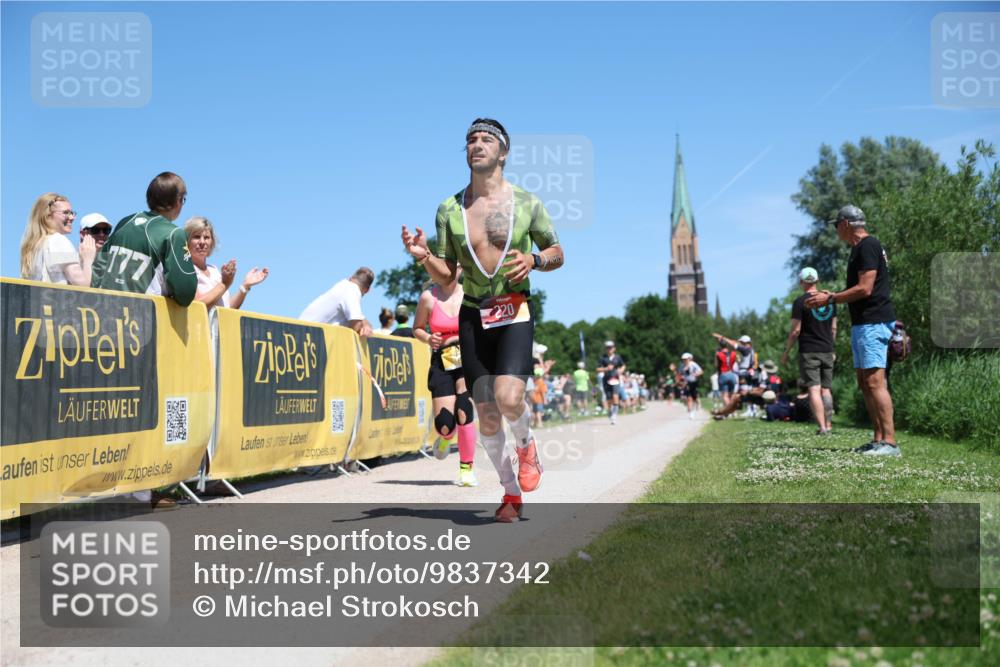 21.06.2026 - Viking Triathlon Michael Strokosch http://msf.ph/oto/9837342 21.06.2026 14:29:31 Laufen 220, 427, 447, 463, 617 meine-sportfotos.de