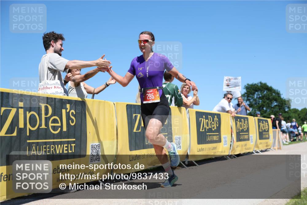 21.06.2026 - Viking Triathlon Michael Strokosch http://msf.ph/oto/9837433 21.06.2026 14:30:06 Laufen 49, 226, 295, 506 meine-sportfotos.de